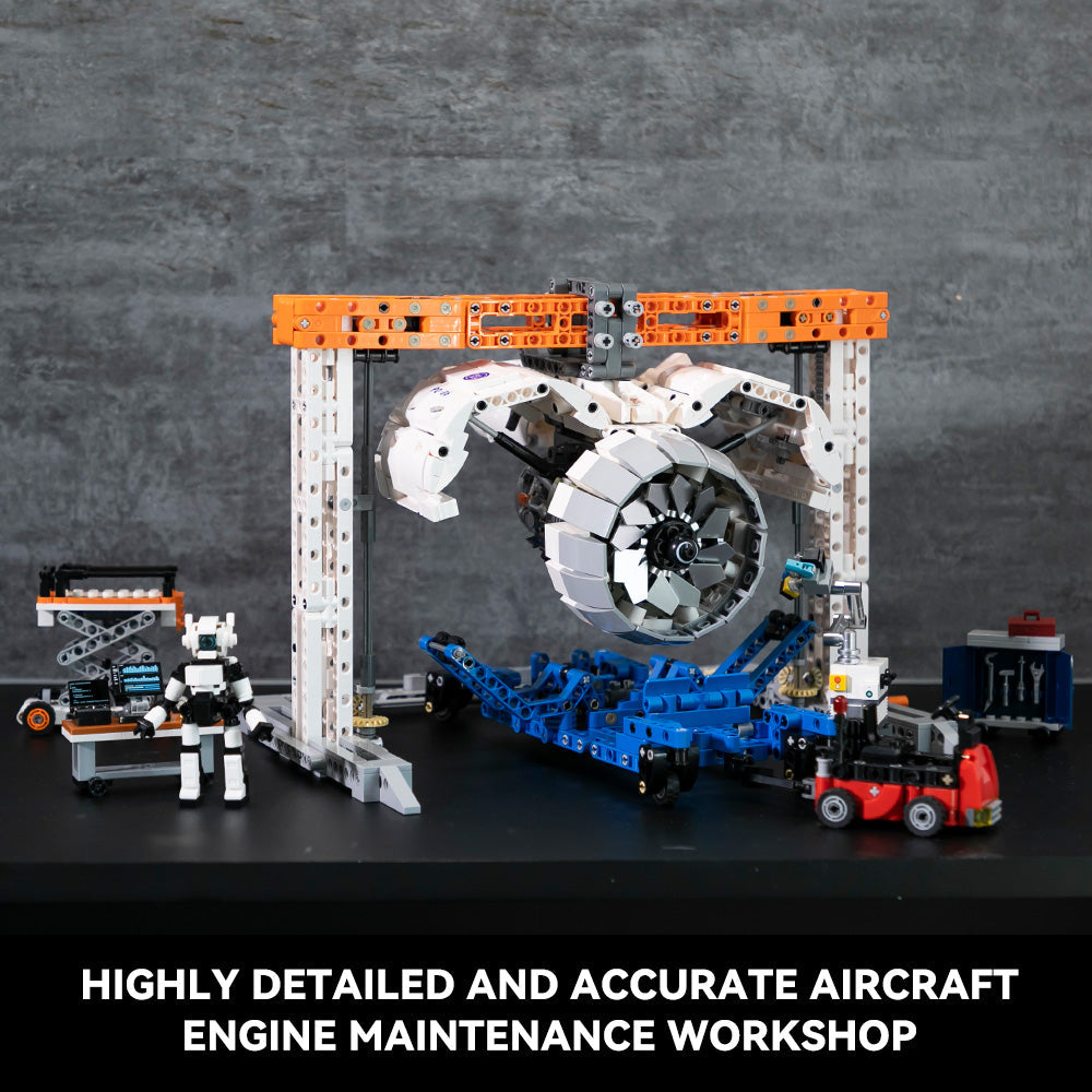 Atelier de maintenance d'un moteur d'avion, vue 2
