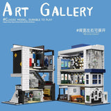 Galerie d'art sur trois niveaux, éclairée, vue 2