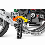 Moto hypersportive à compresseur, carénage carbone