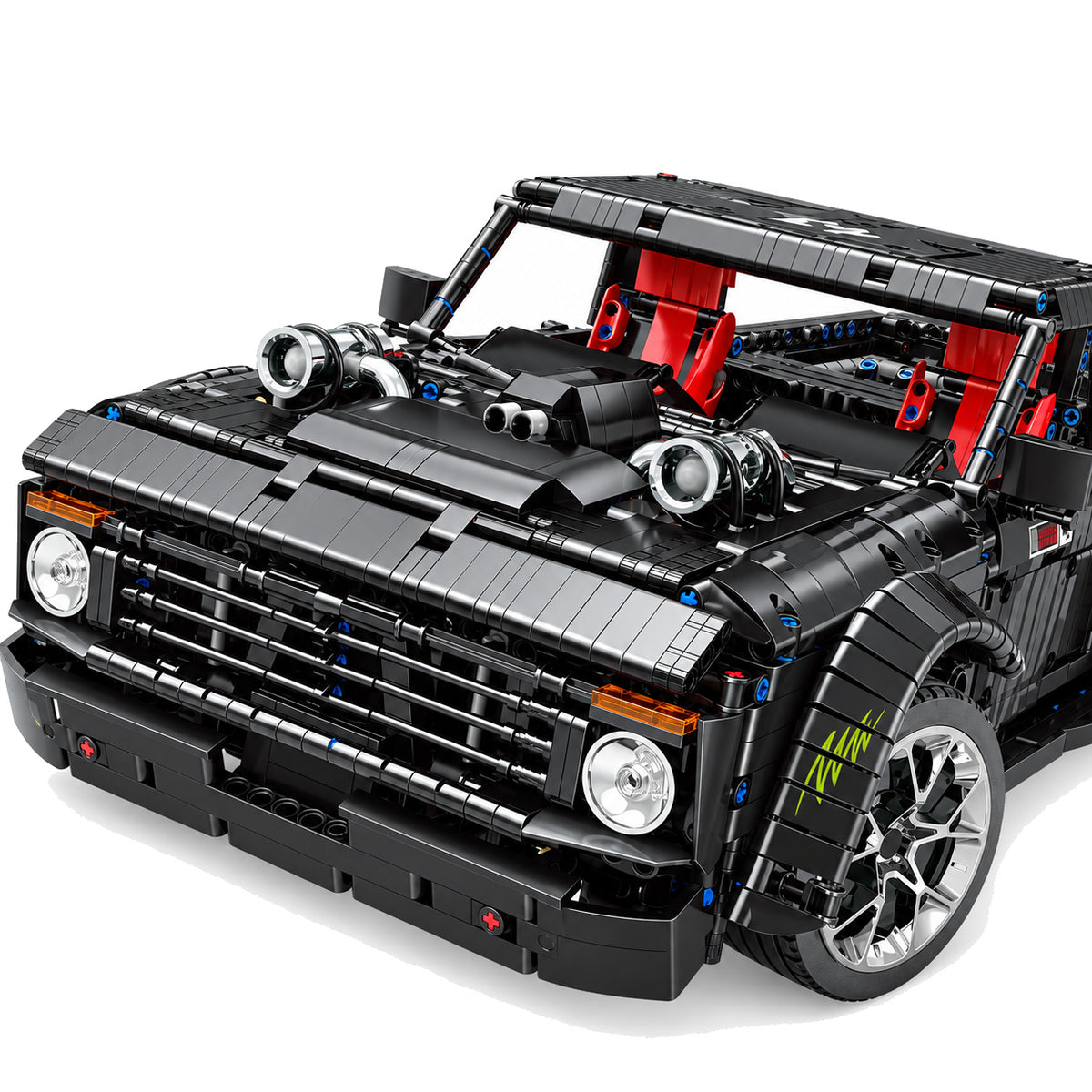 Détail de pick-up musclé télécommandé 1:8, double turbo